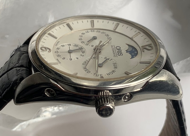 Oris sun and moon hotsell